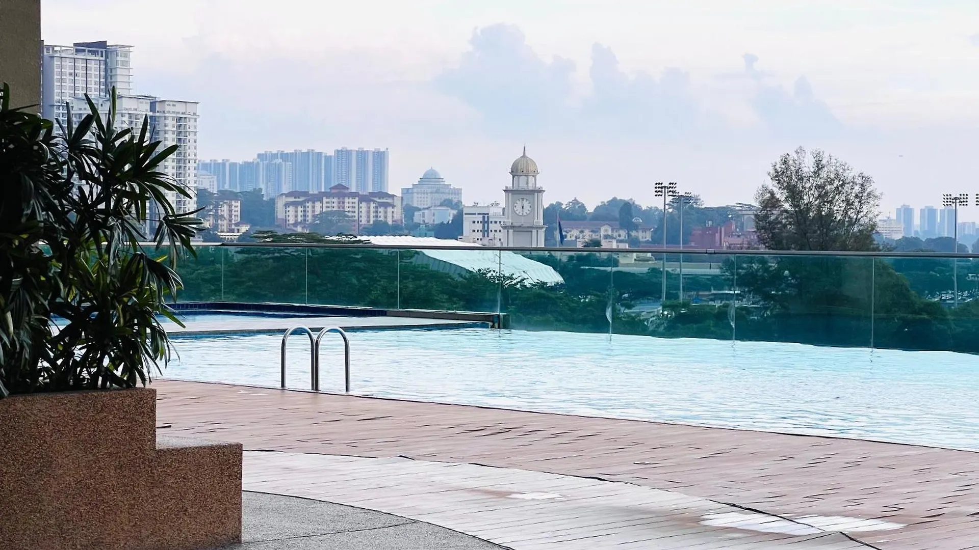 Paragon Residence The Modish 3Br7Pax Balcony By Our Stay Johor Bahru 0*,  Malaysia