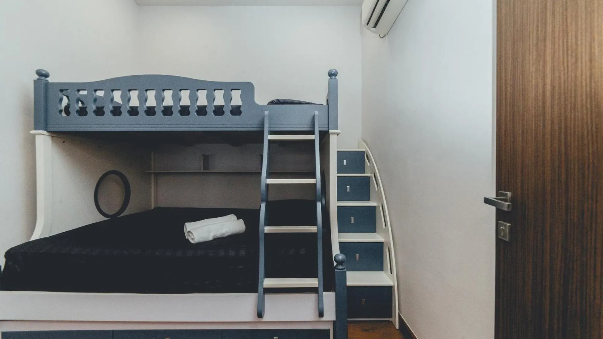 Paragon Residence The Modish 3Br7Pax Balcony By Our Stay Johor Bahru