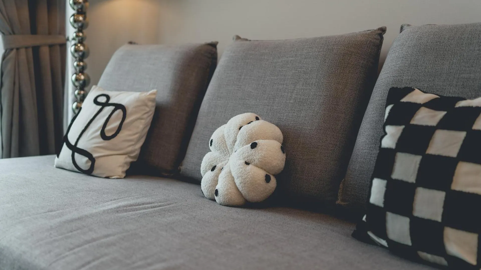 Paragon Residence The Modish 3Br7Pax Balcony By Our Stay Johor Bahru Apartment